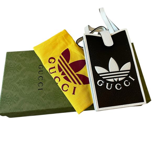 GUCCI x ADIDAS SmartPhone Case Crossbody With Strap Set 702203 Black White - Picture 2 of 16